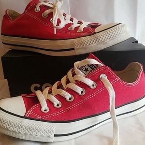Red Converse